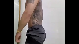 khoe body zalo kh&ocirc;ng tam sau sau n&abreve;m b&ocirc;n b&ocirc;n ba sau cubby-hole